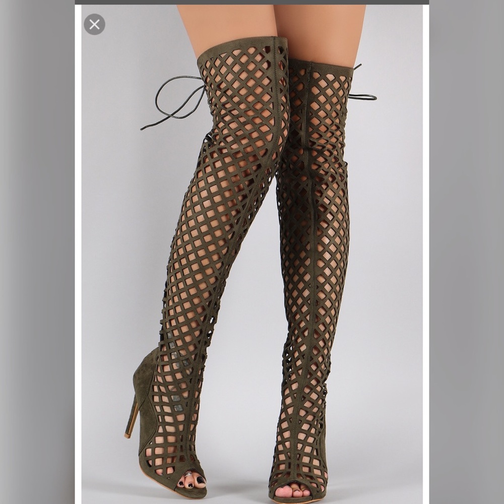 📍Sold⚠️Over the knee boots